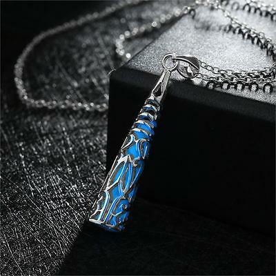 Fluorescent stone necklace