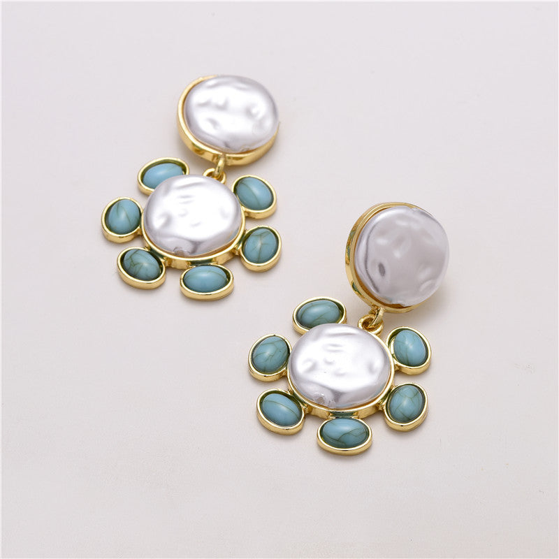 Female pearl earrings