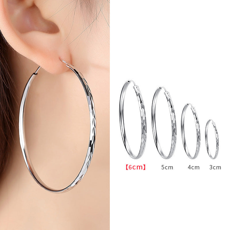 Round Face Was Thin And Big Hoop Earrings