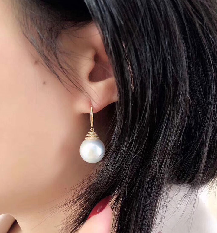 Innocent Pearl Earring Necklace