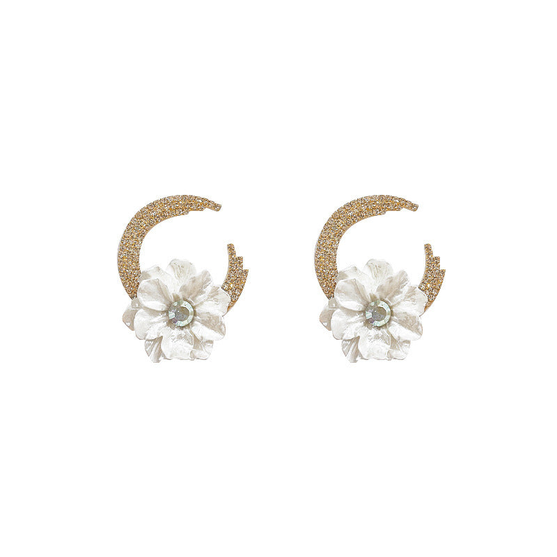Simple Diamond Moon Flower Earrings