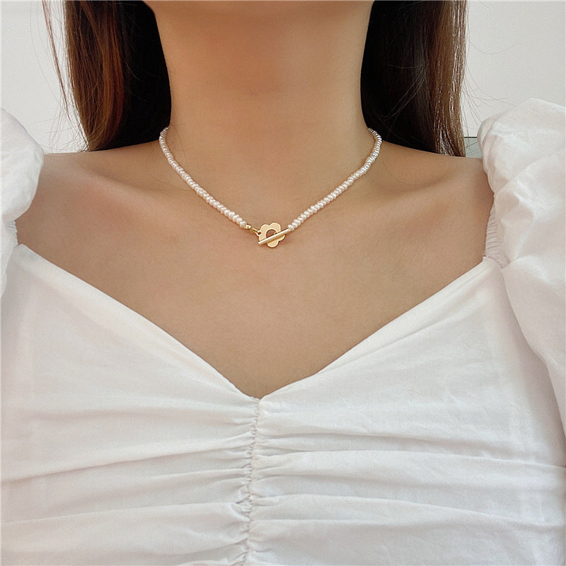 Women's Natural Freshwater Pearl Geometric Necklace