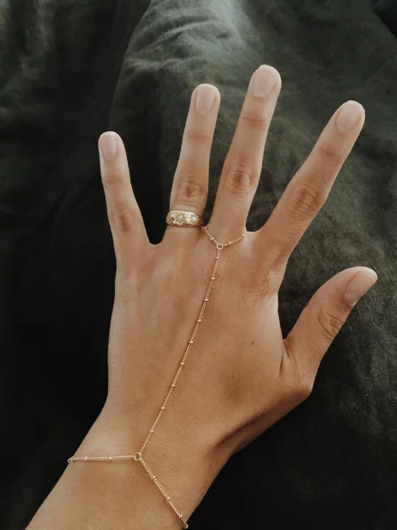 Fashionable Women's Bracelet With Diamonds And Fingers