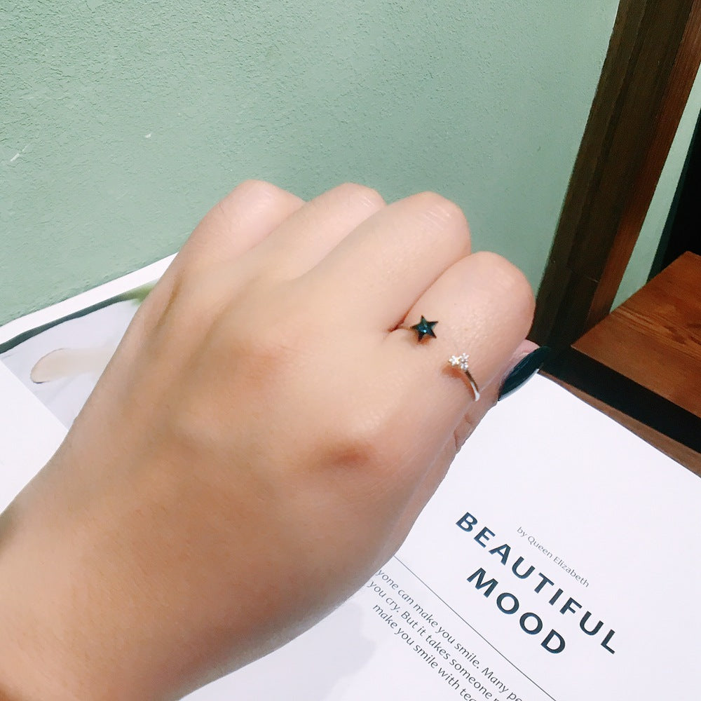 High Grade Platinum Japanese And Korean Elements Crystal Five-pointed Star Super Zircon Ring