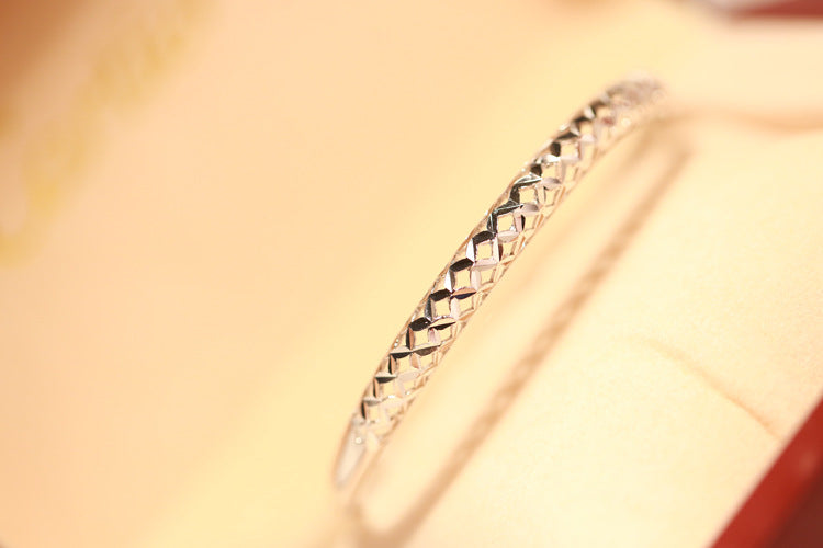 Simple and versatile bracelet