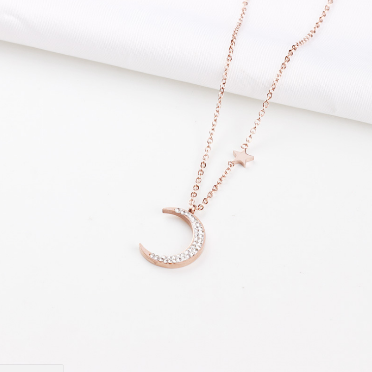 Titanium steel clay mud diamond star necklace