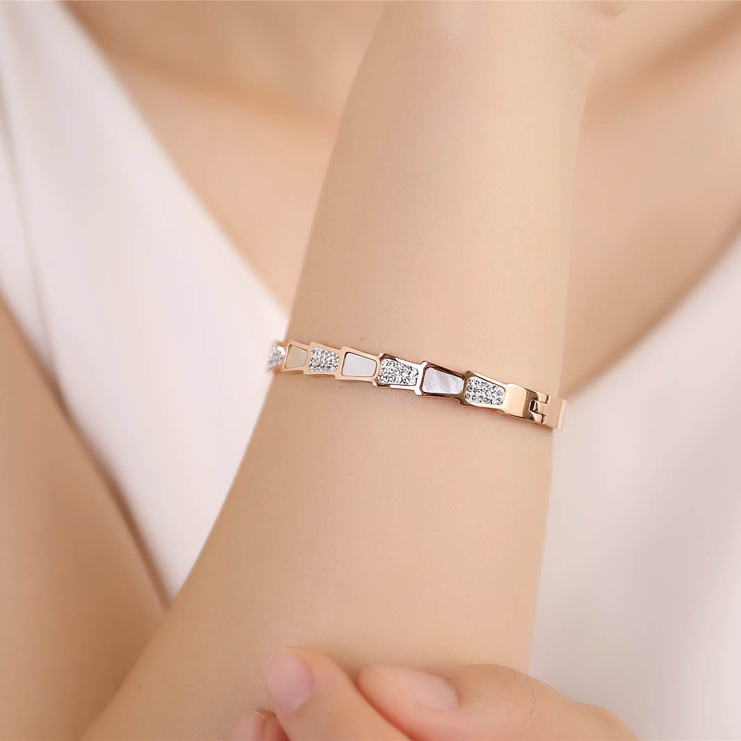 Snake Shaped Diamond White Shell Bracelet Female Snake Bracelet With Gold Diamonds