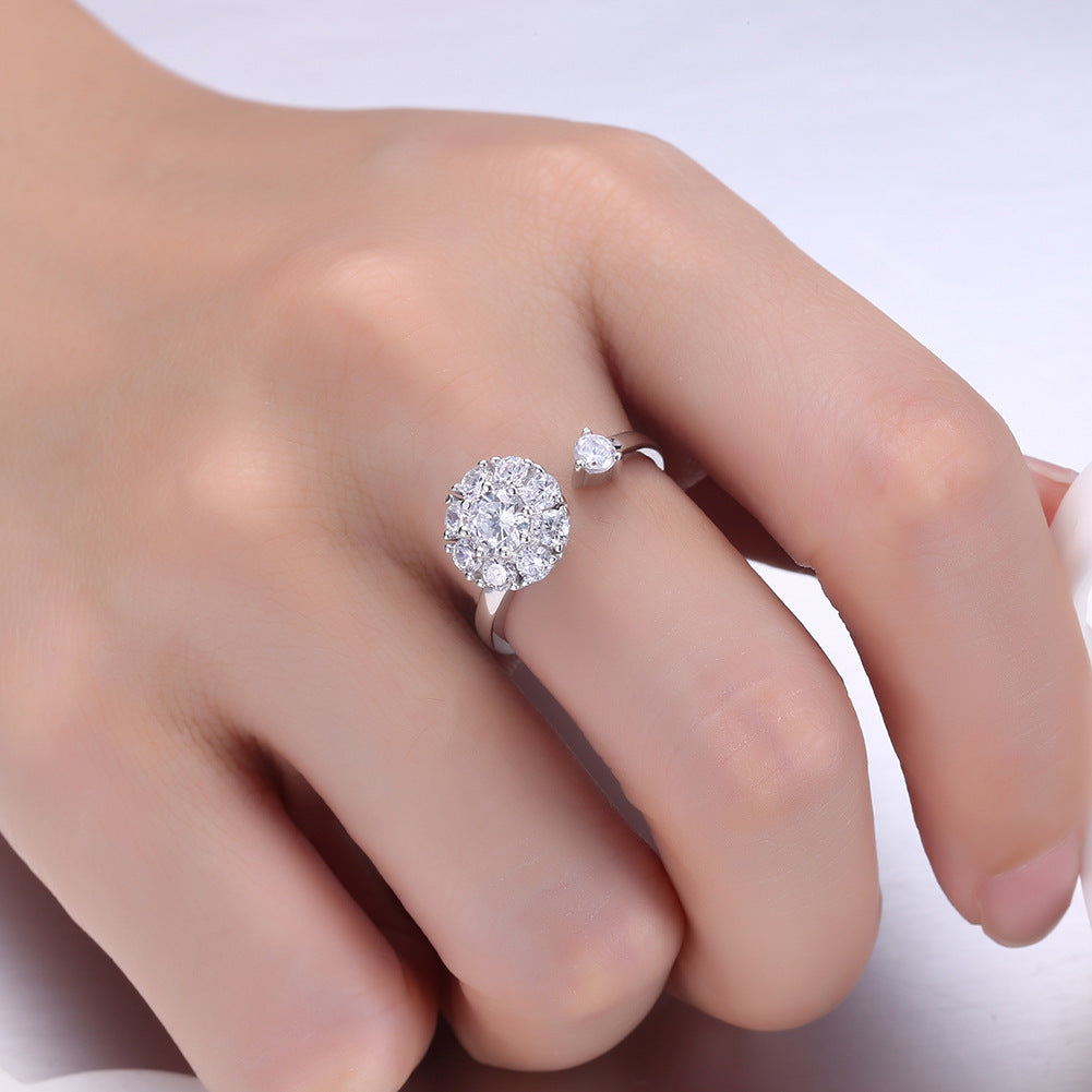 2021 net red new jewelry Yu Hao vibrato with the same rotating ring ring micro-inlaid zircon can be rotated at high speed
