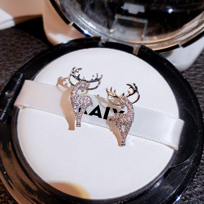 Exquisite deer Diamond Earrings