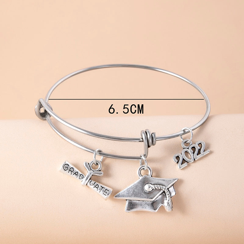 2022 Graduate Cap Charm Bracelet Stainless Steel Adjustable Bangles For Women Graduation Jewelry Accessories