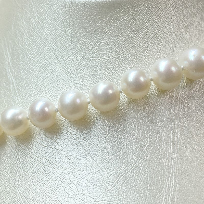 Freshwater pearl necklace