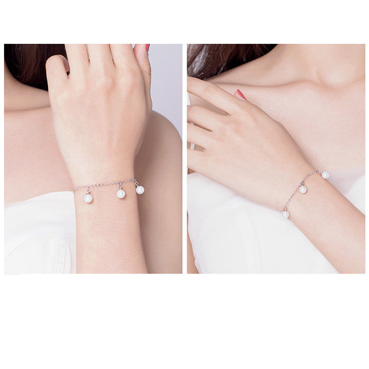 Simple Pearl Bracelet