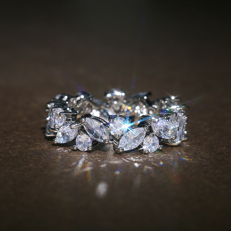 Creative Leaf-shaped Zircon Ring