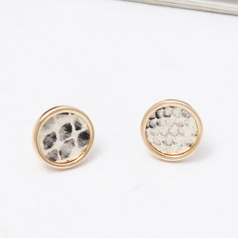 Straw Woven Natural Stone Inlaid Fashionable Simple Stone Earrings