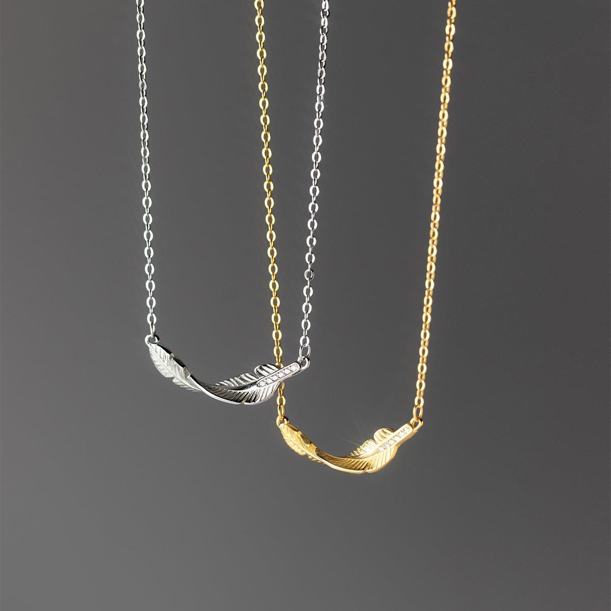 Silver Simple Temperament Women's Diamond Necklace