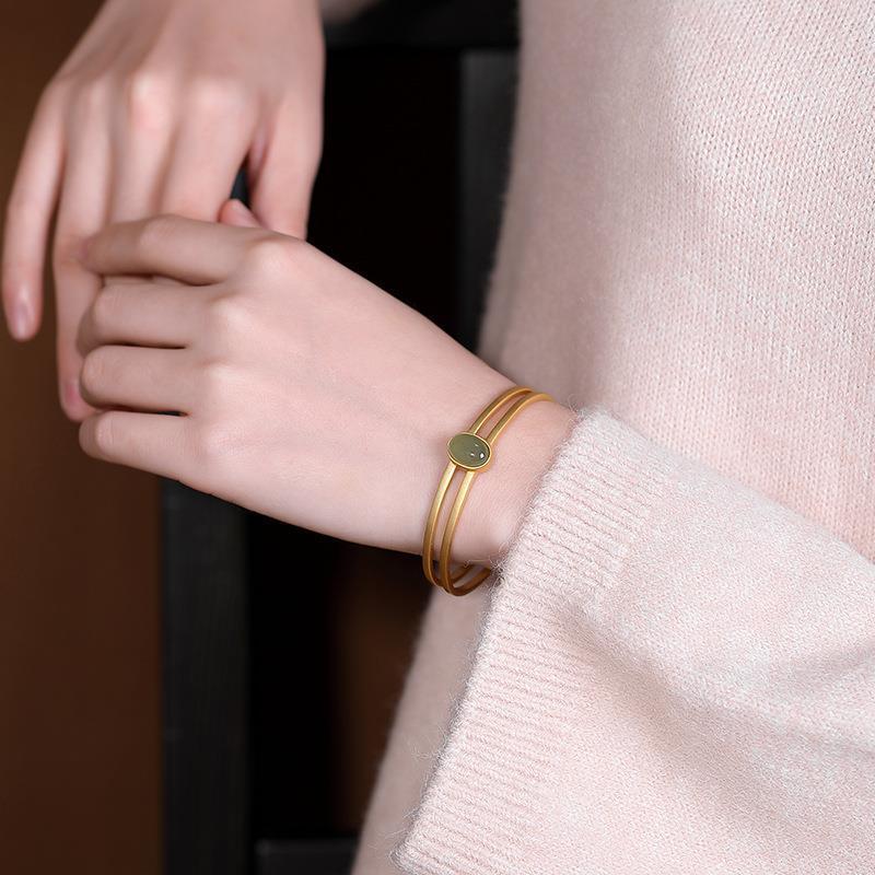 Women's Gilt Bangle Bracelet