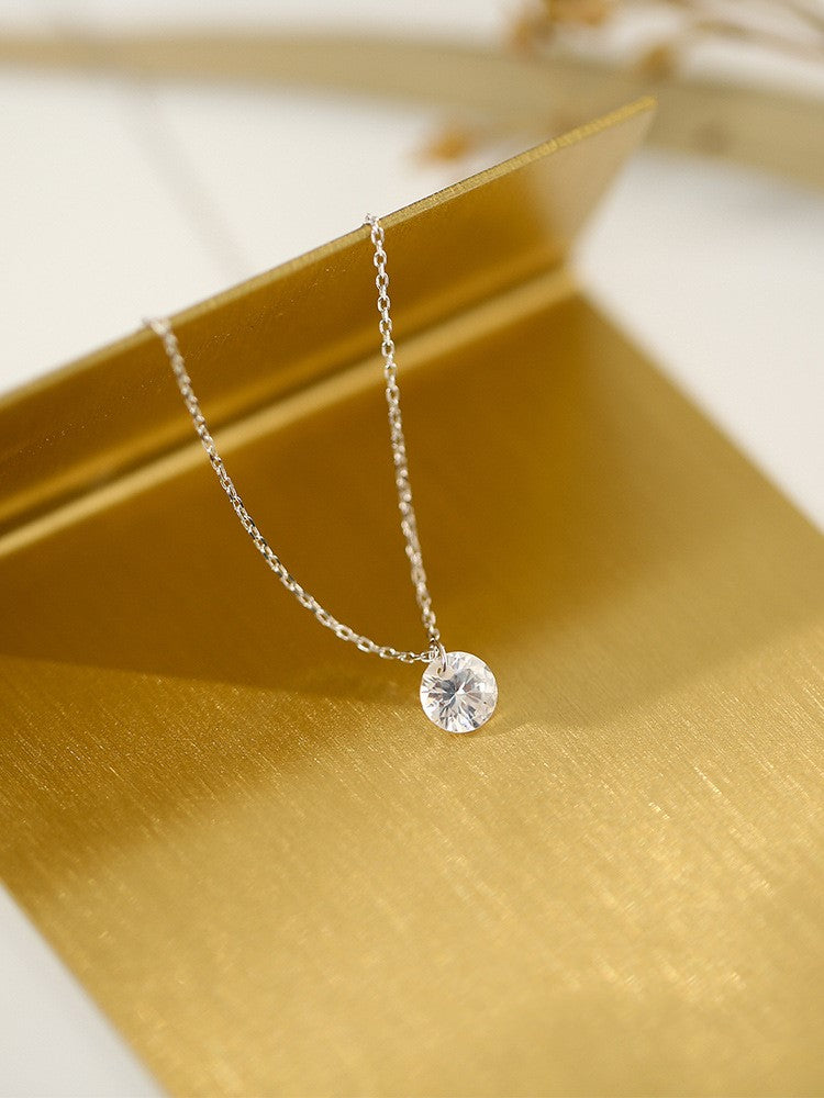 Delicate diamond necklace short clavicle chain
