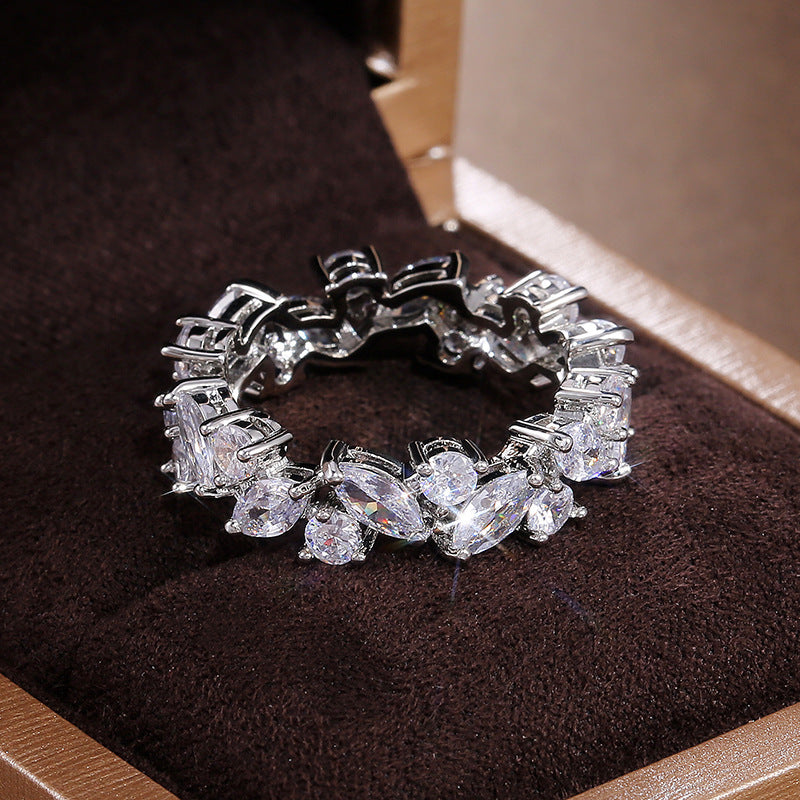 Creative Leaf-shaped Zircon Ring