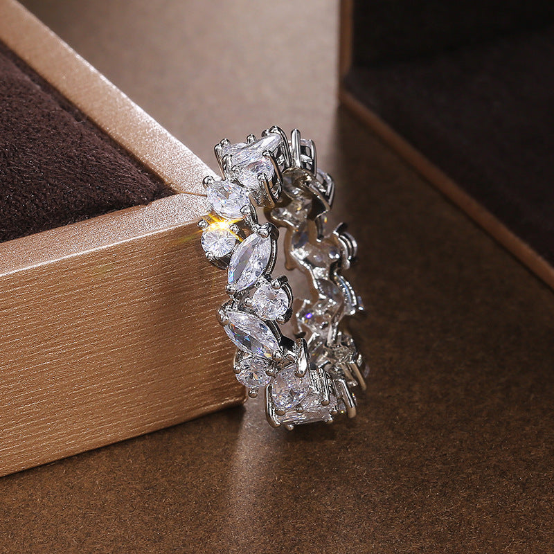 Creative Leaf-shaped Zircon Ring