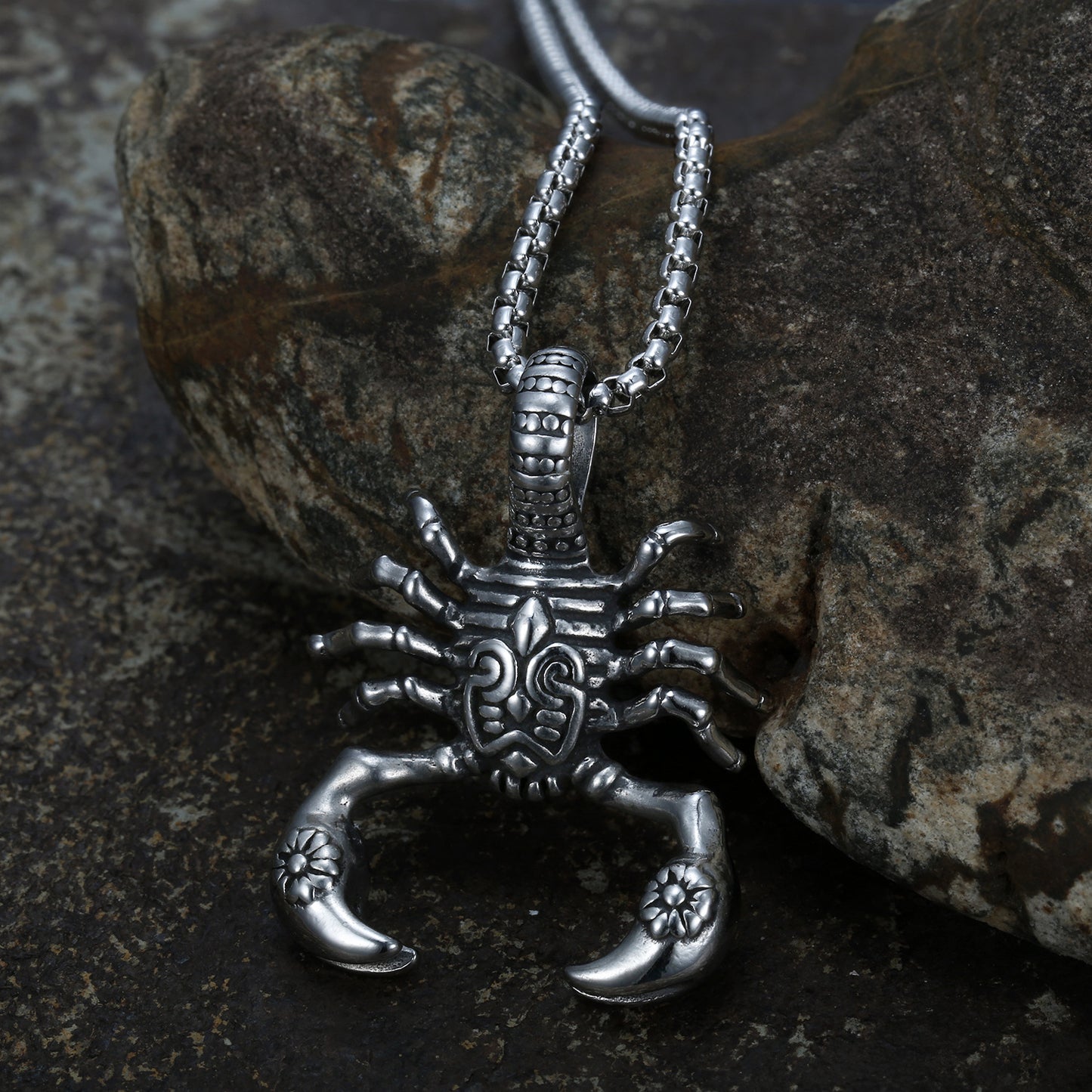 Gothic Vintage Stainless Steel Scorpion Pendant Necklace