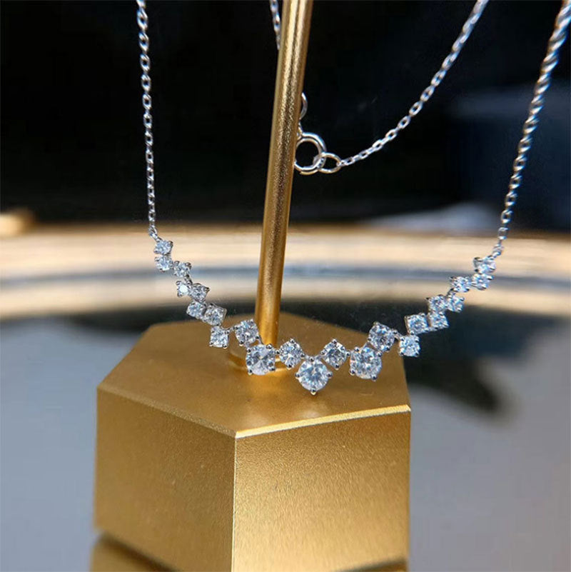 Female Niche Design Diamond Smile Necklace