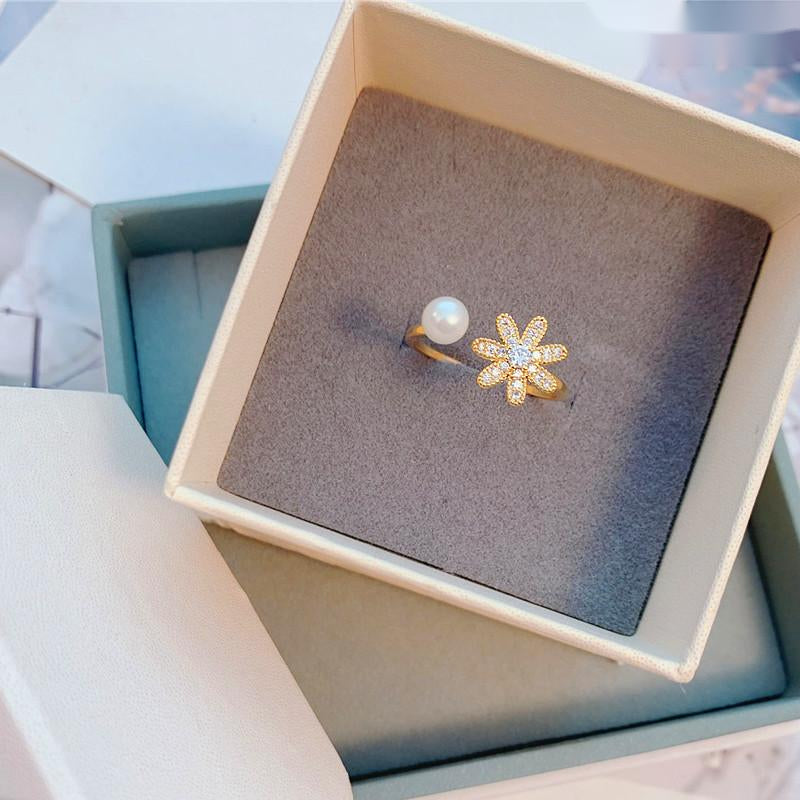 Small Chrysanthemum Crystal Ring