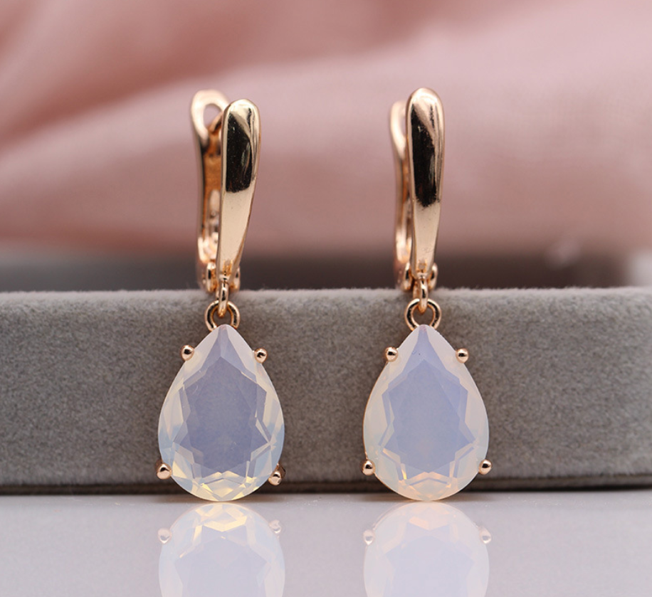 Moonstone color water drop zircon earrings