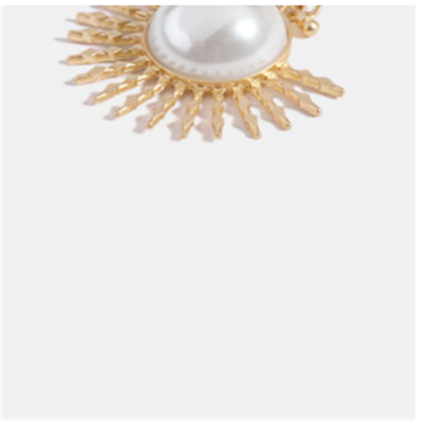 Round pearl earrings