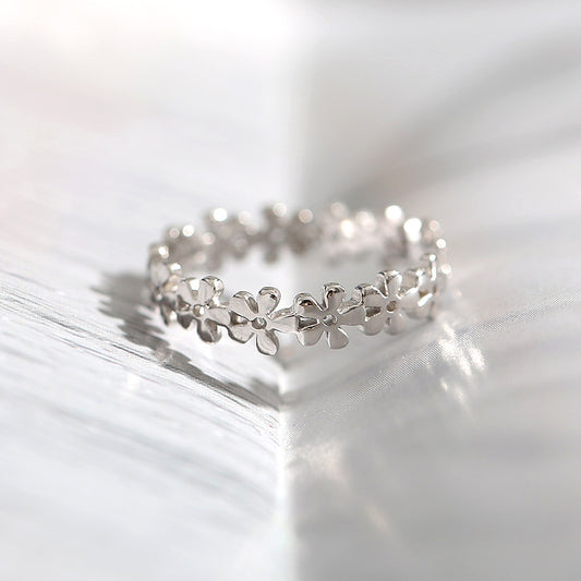 Lovely quality flower hollow plain silver ring