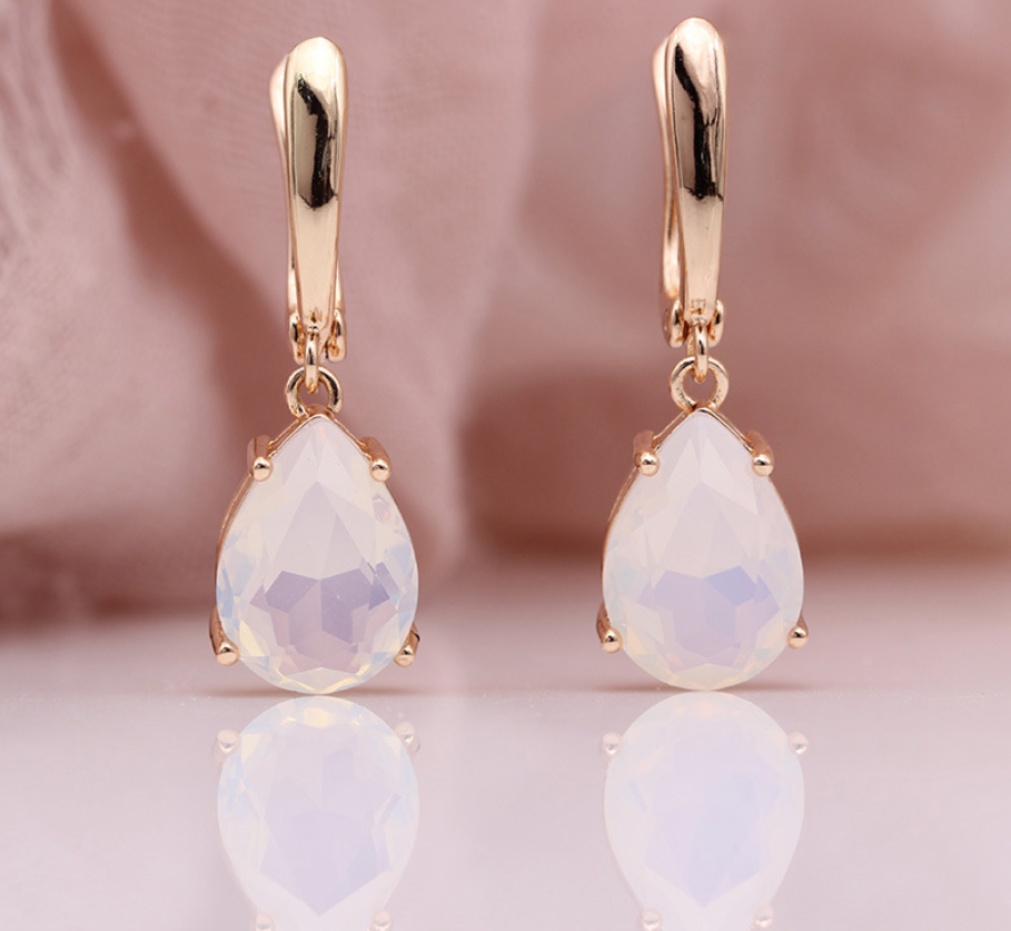 Moonstone color water drop zircon earrings