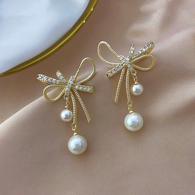 Bow Pearl Stud Earrings