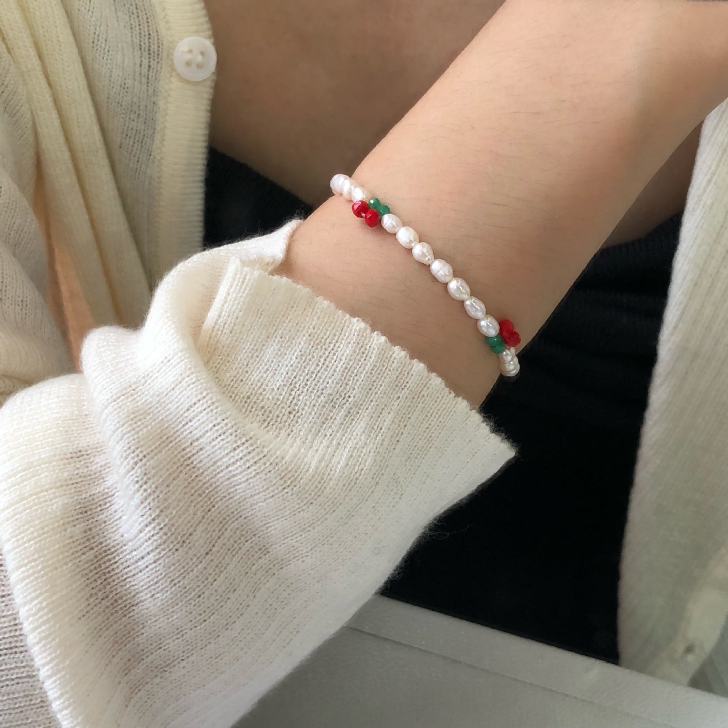 Women's Natural Freshwater Pearl Bracelet