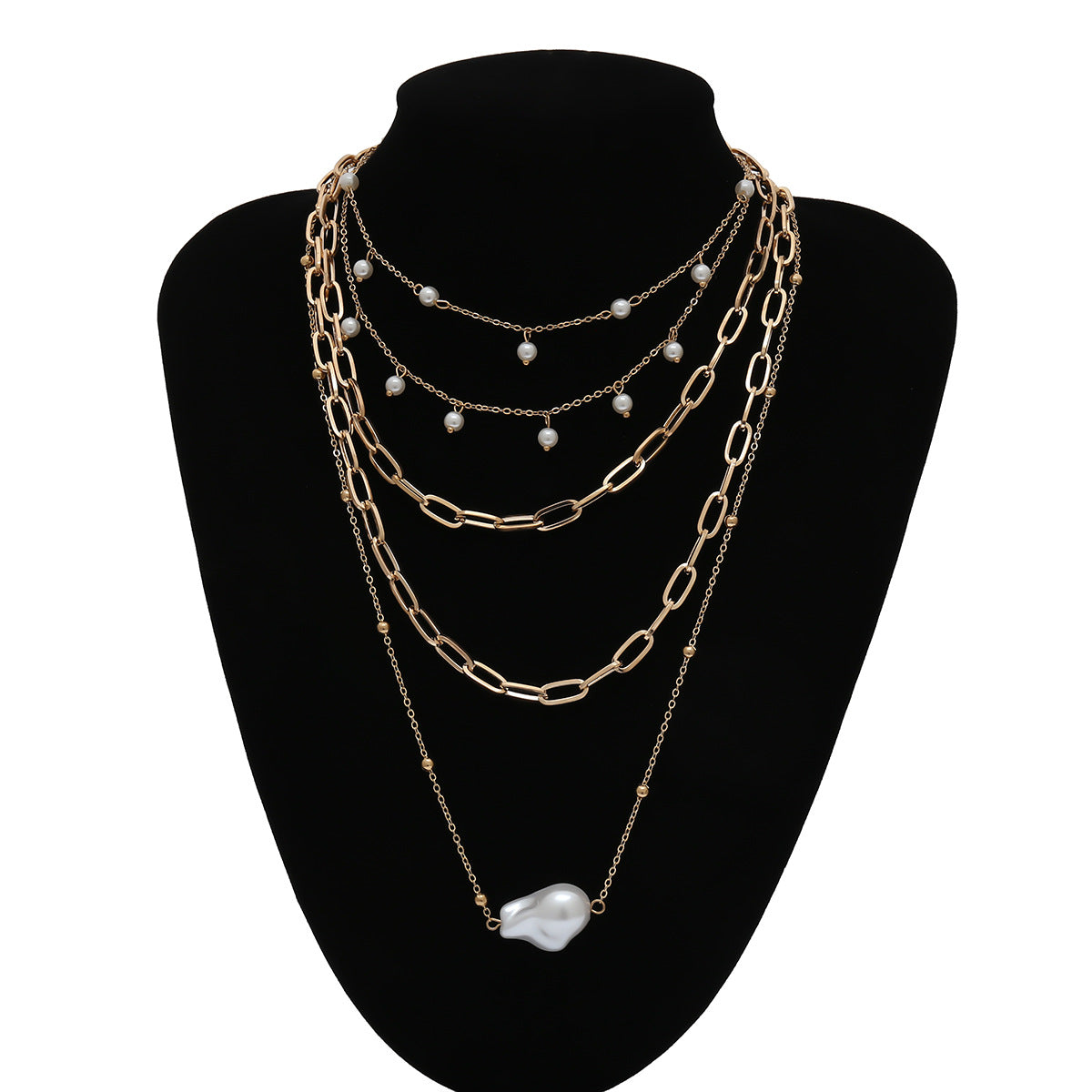 Multilayer pearl necklace