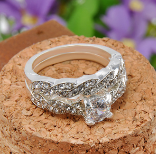 Diamond couple ring