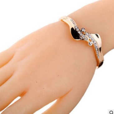 Diamond bracelet