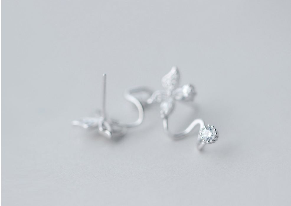 Diamond stud earrings