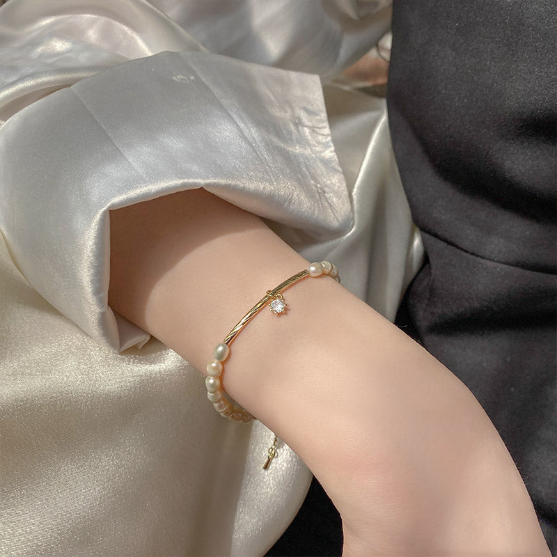 Small Design Simple Natural Pearl Bracelet