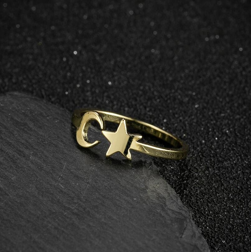 Female Sweet Little Fresh Star Moon Ring