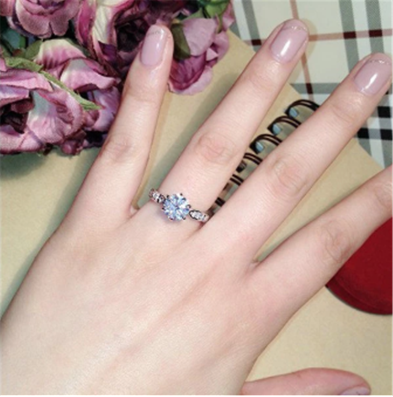 Classic Crystal Rose Gold Six-claw Diamond Ring Wedding Ring