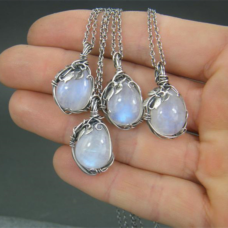 Retro Winding Moonstone Necklace Women