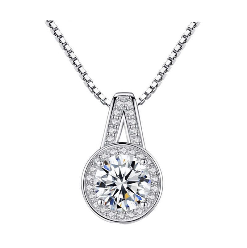 Imitation Moissan Diamond Fashion Round Diamond Pendant Clavicle Female Necklace