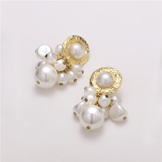 Female pearl earrings