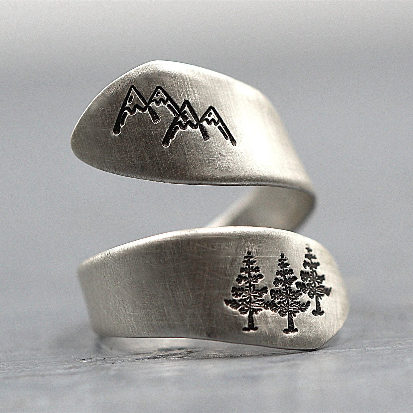 Mountain forest opening adjustable ring