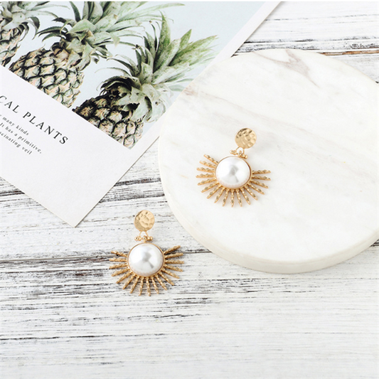 Round pearl earrings