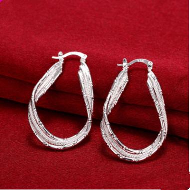 Diamond-Cut Oval Hoop Earrings