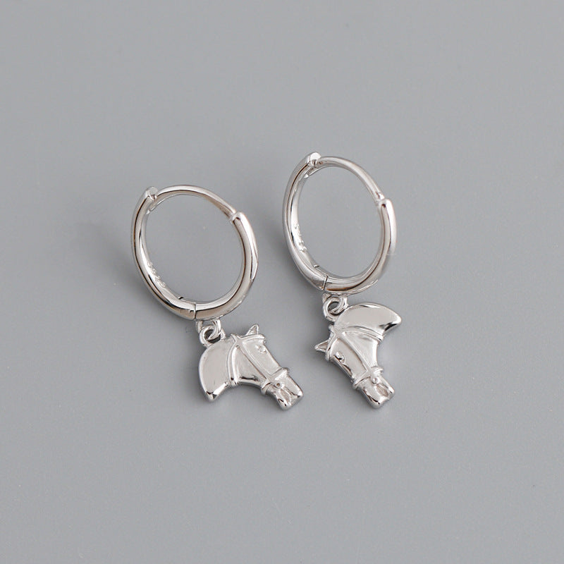 Women's glossy hoop earrings