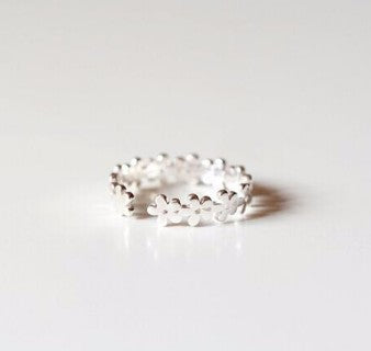 Lovely quality flower hollow plain silver ring