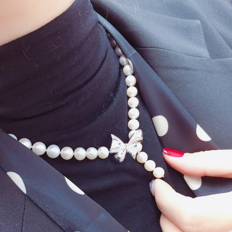 Freshwater pearl necklace