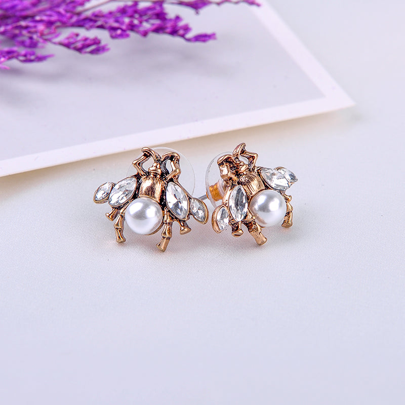 Bee Pearl Earrings