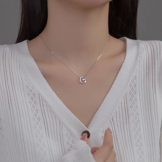 Ladies Simple Diamond Cutout Heart Necklace